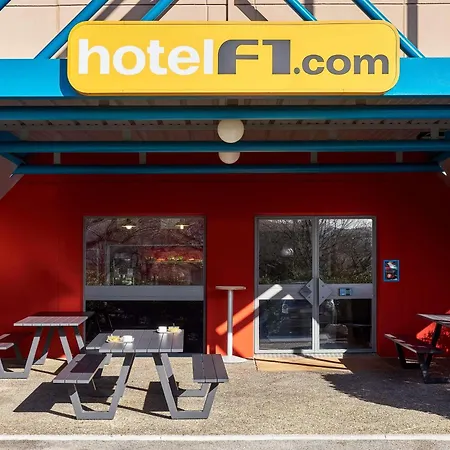 Hotelf1 Fontainebleau Moret-sur-Loing