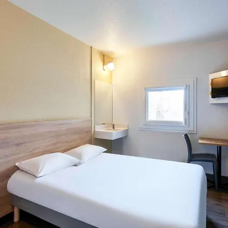 Hotel Hotelf1 Fontainebleau